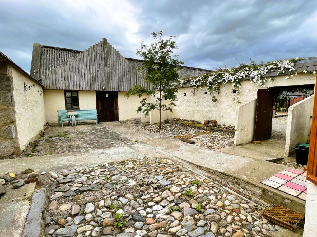 Deveron Valley Cottages Marnoch ภายนอก รูปภาพ