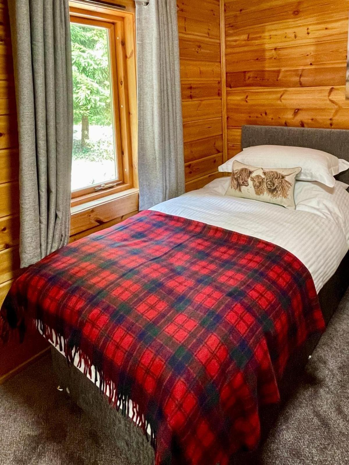 Deveron Valley Cottages Marnoch ภายนอก รูปภาพ