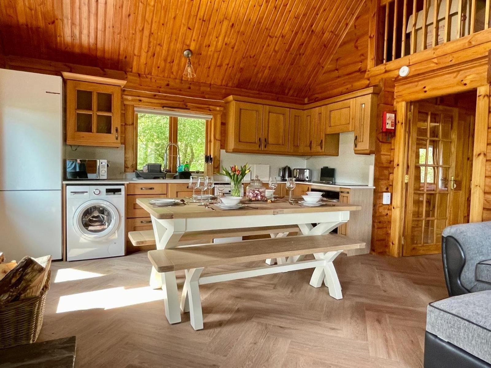 Deveron Valley Cottages Marnoch ภายนอก รูปภาพ